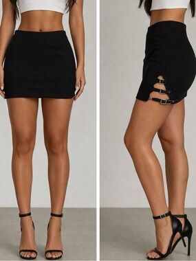 Shein Black Mini skirt with buckle opening size large